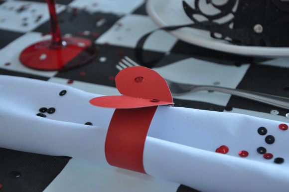 Porta-guardanapos de papel (já estava namorando há tempos fazer para alguma mesa)