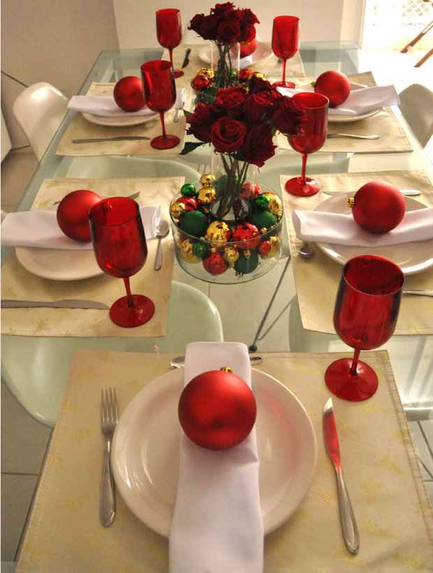 Mesa dos adultos em detalhes