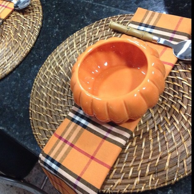 Ou mesmo uma cumbuca para servir um caldo bem quentinho