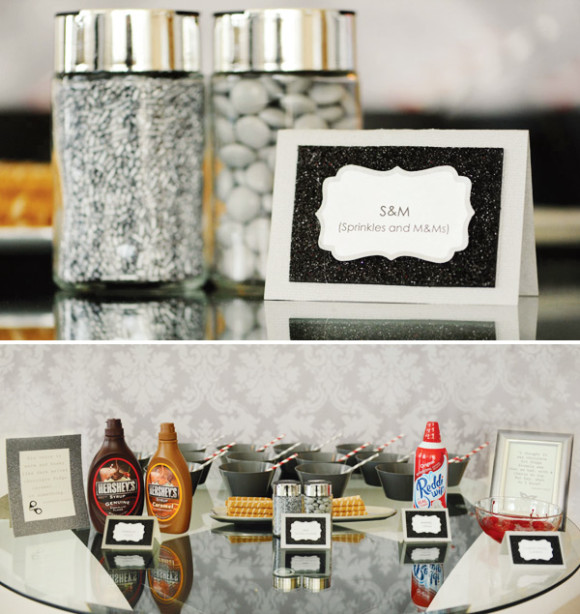Bar de sorvete S&M (referência ao sadomasoquismo) com confeitos (Sprinkles) e M&Ms