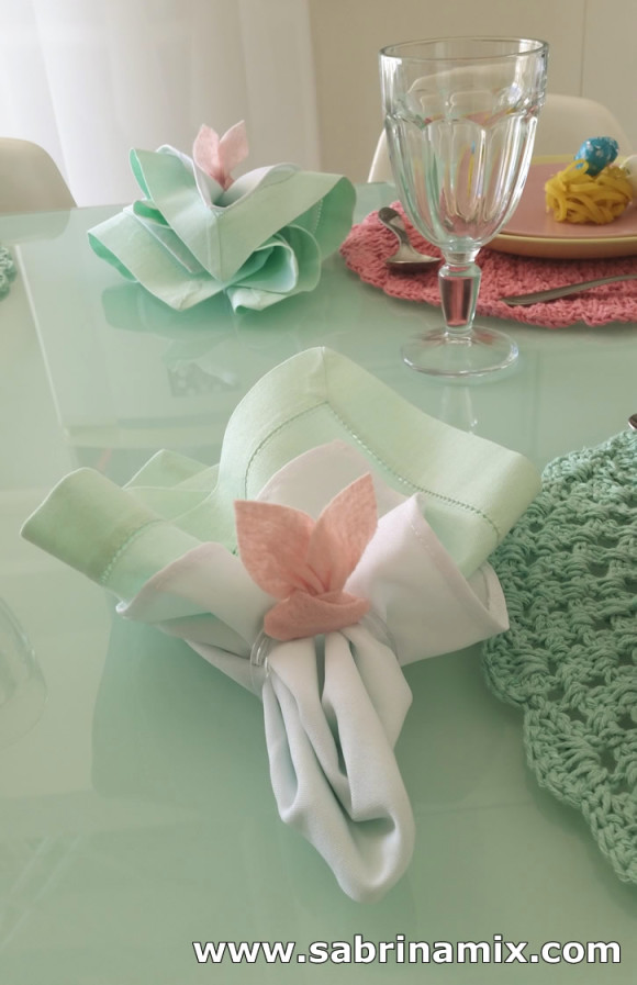 Os anéis de guardanapos com orelhinhas são super fáceis de fazer e ficam muito fofos