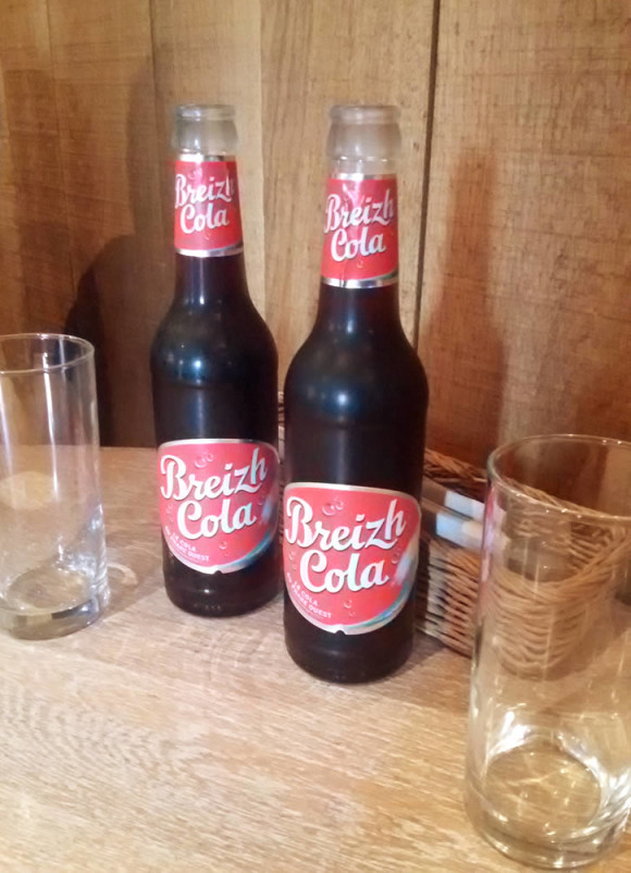 Para acompanhar, a criação da casa: Breizh Cola!